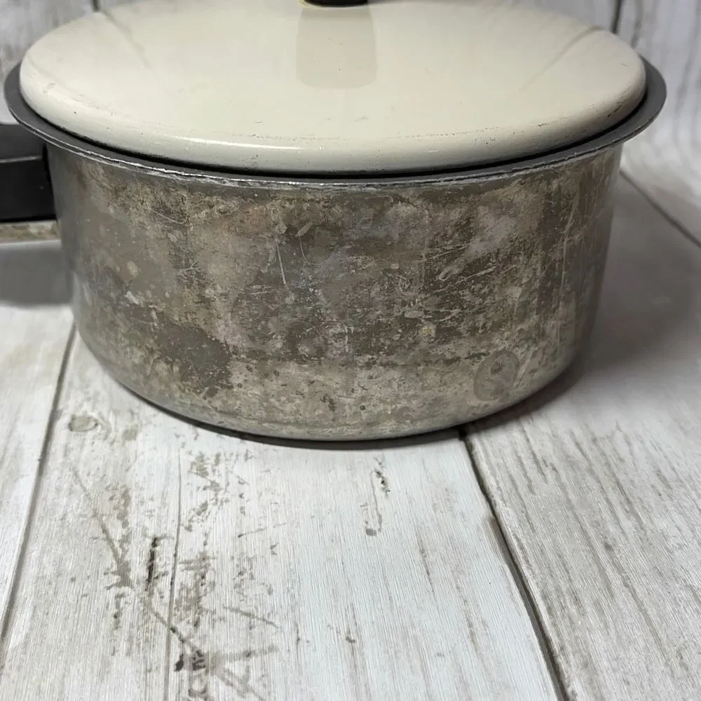 Regal Ware‎ 1 Quart Sauce Pan with Lid and Handle Made in the USA Cookware
